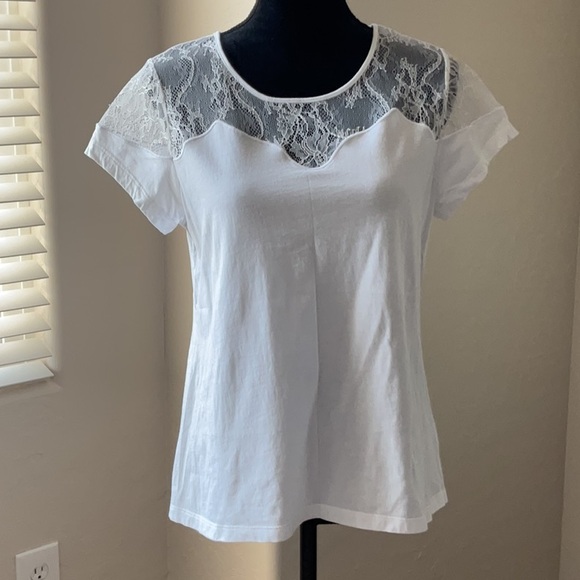 CAbi Tops - CAbi Flirt Tee White Fitted Short Sleeve Blouse